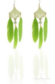 Kalaplanet Stylish Feather Alloy Dangle Earring